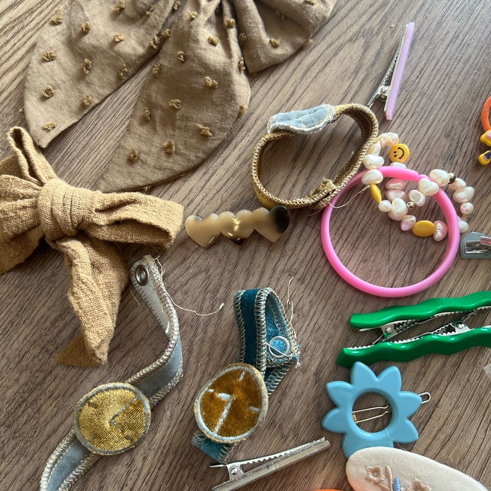 Assorted Hair Accessories Set in Brown and Orange